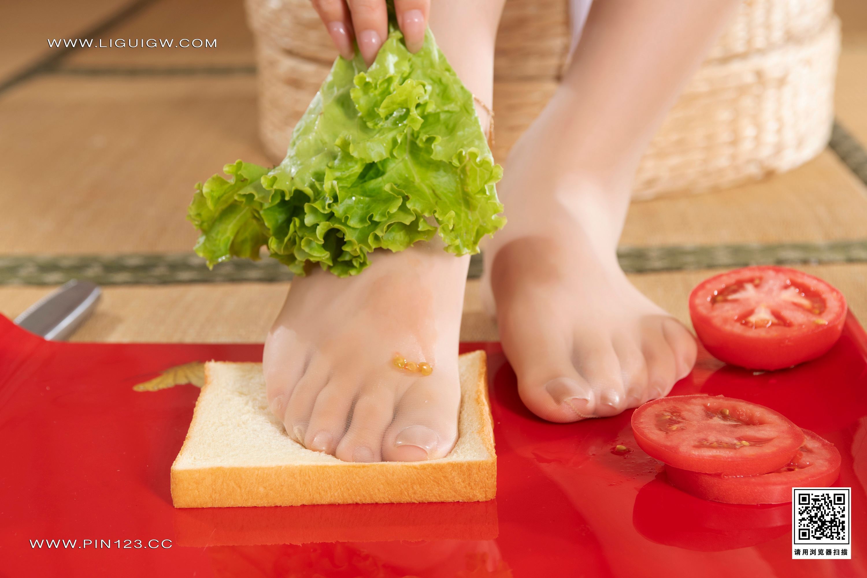 Ligui丽柜  2024.08.05 香足三明治 甜甜